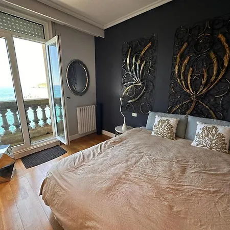 Romance By The Sea Apartamento San Sebastián